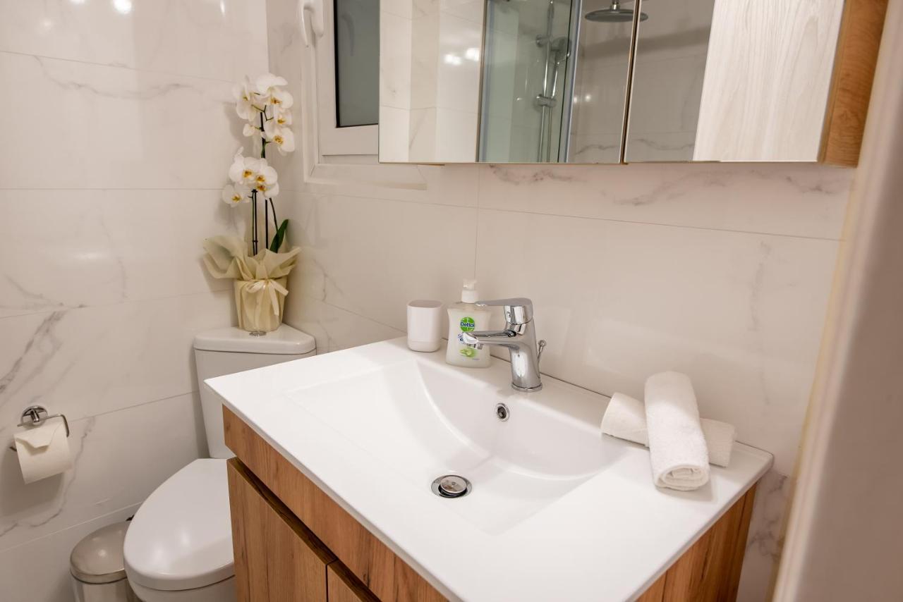 Medluxe Comfort Apartment Athen Exterior foto